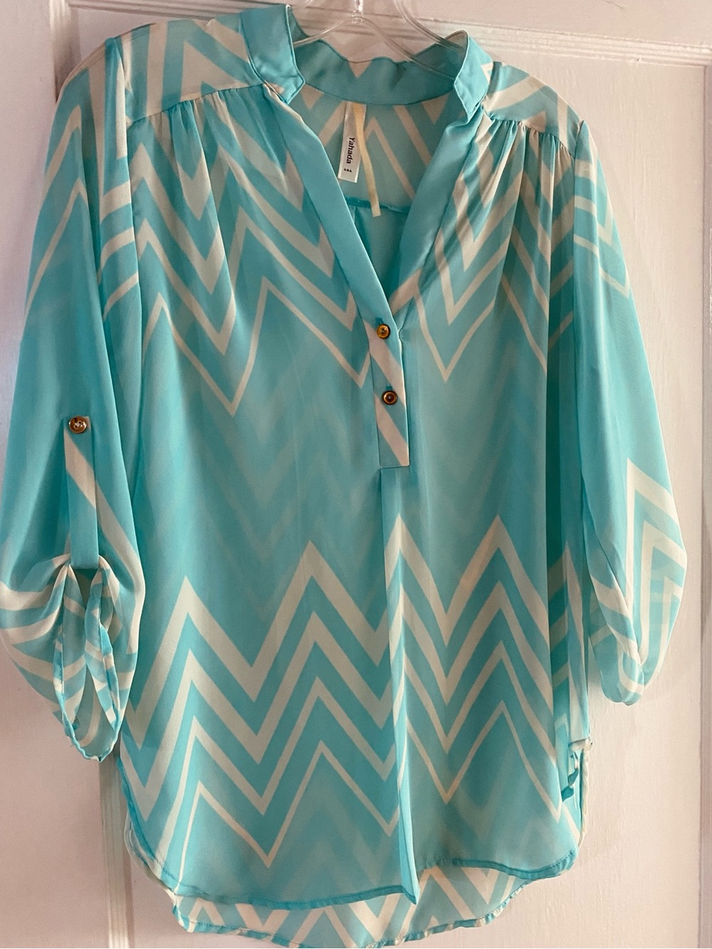 Yahada Aqua Chevron V-Neck Roll-Tab Blouse